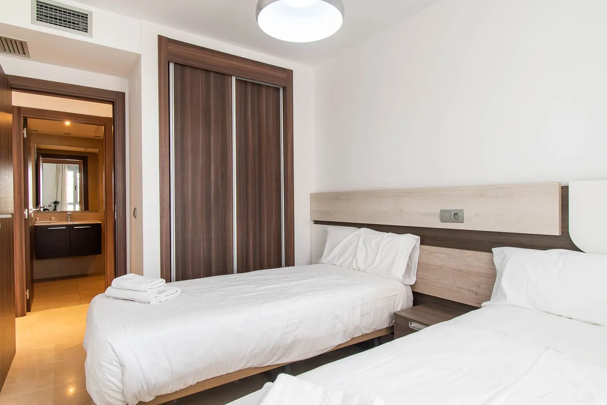 f32c1fe8-205d-47da-86cc-26f0f51b1887