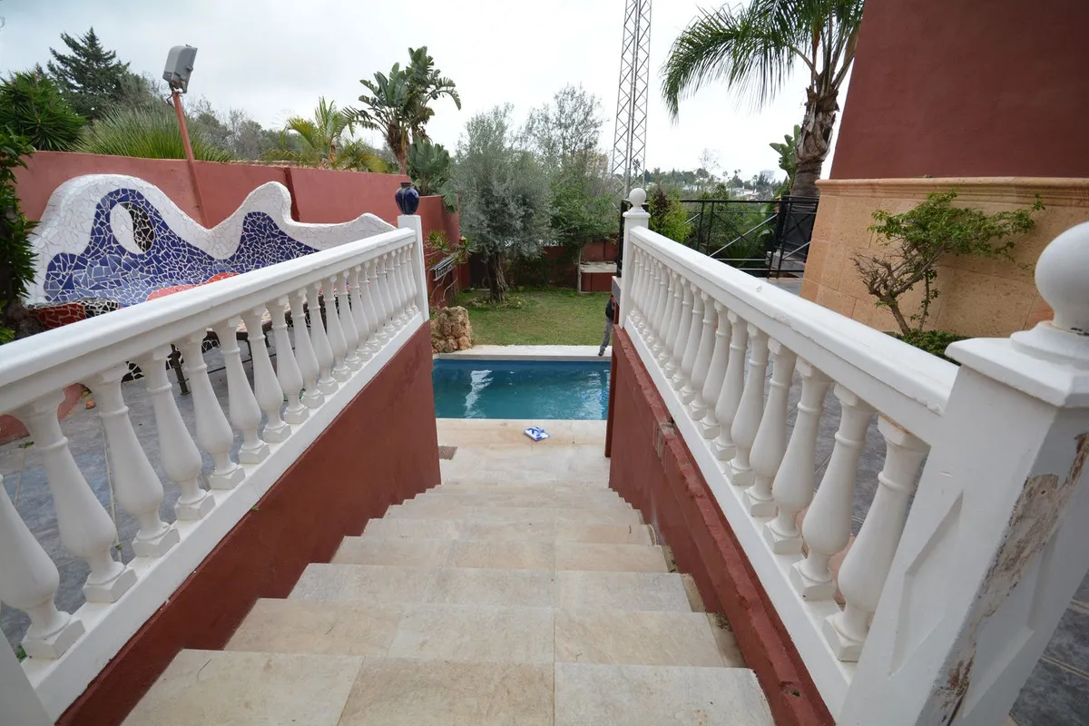 01566168-3a43-4e4f-8029-c5d56796aa4c