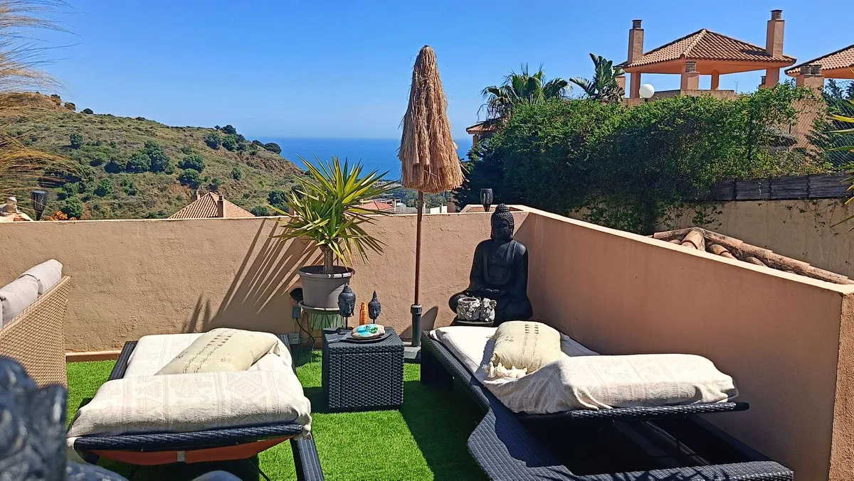 9b284edf-1976-493d-a7ec-976d018498ba