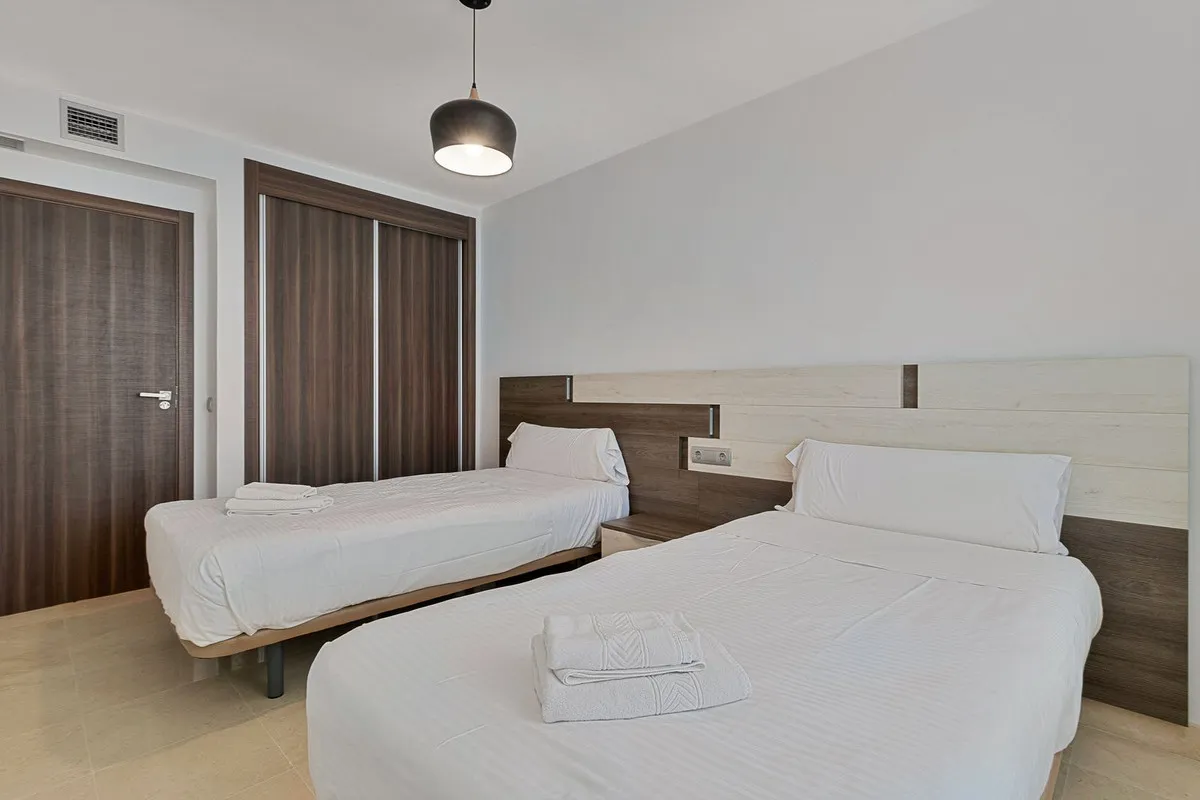 5260921a-3913-4c46-a0a3-dab568b644c7