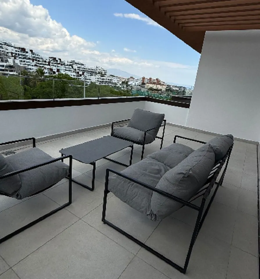 8dcd424d-938c-4d09-abb7-8c78aa0c10e4