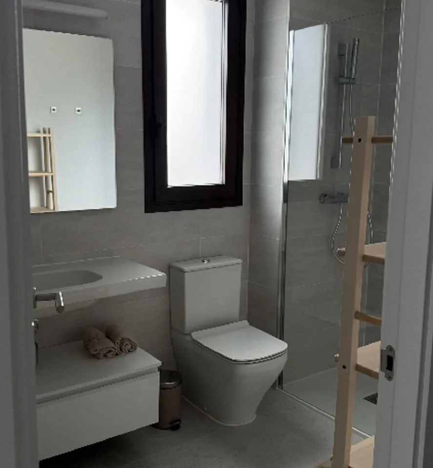 8e6dc040-1e16-4914-af09-a2ea15732d7d