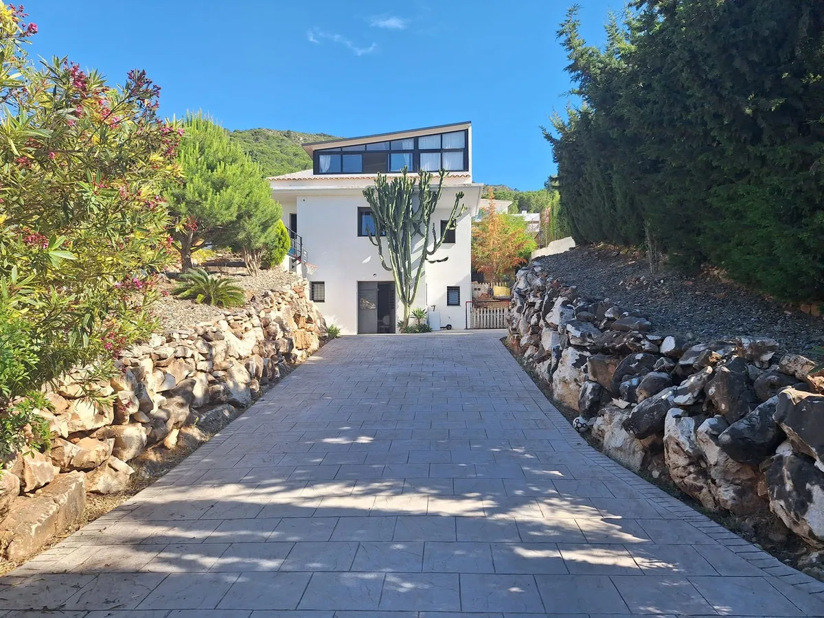 562ecf3d-e3b7-4e06-8a01-4af9bb314cb6