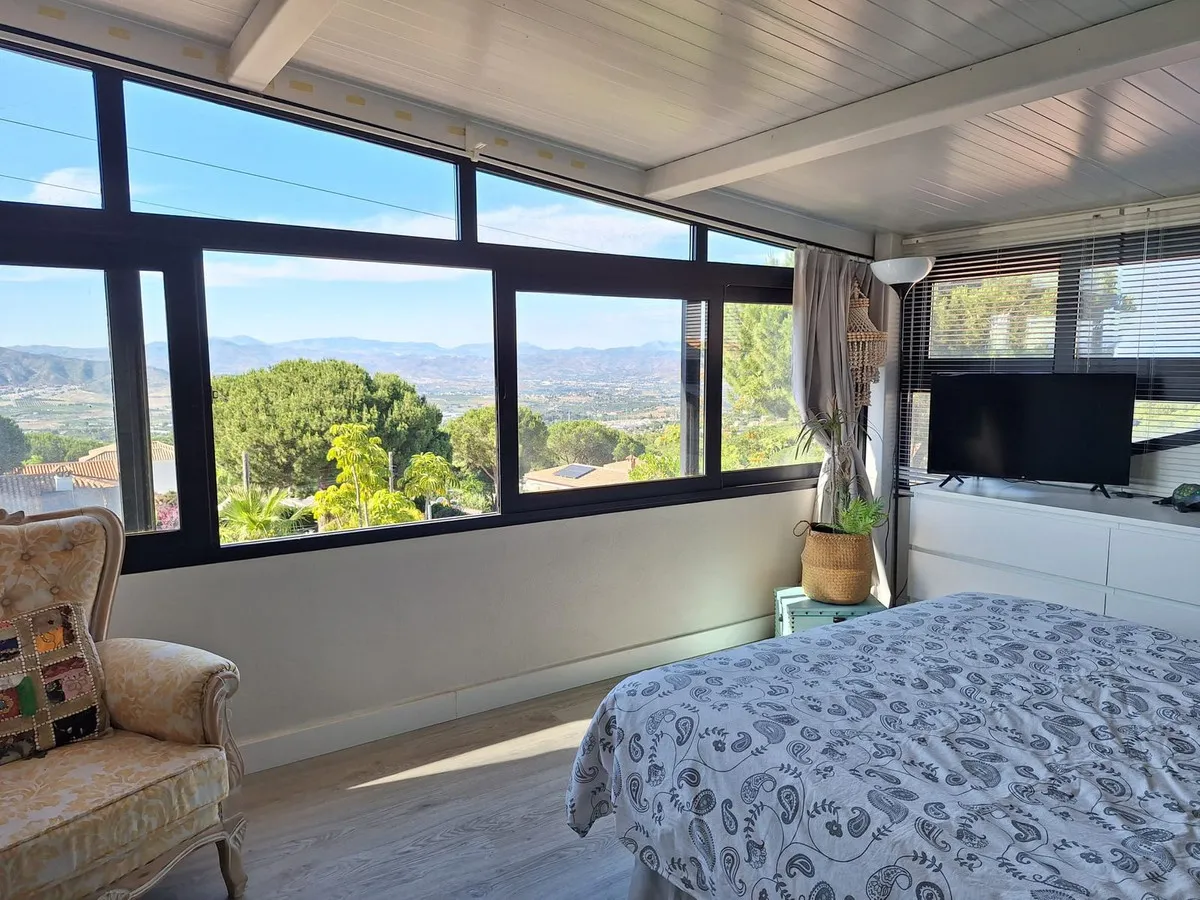 70adb5e3-211a-470e-a958-ef47a13d40c5