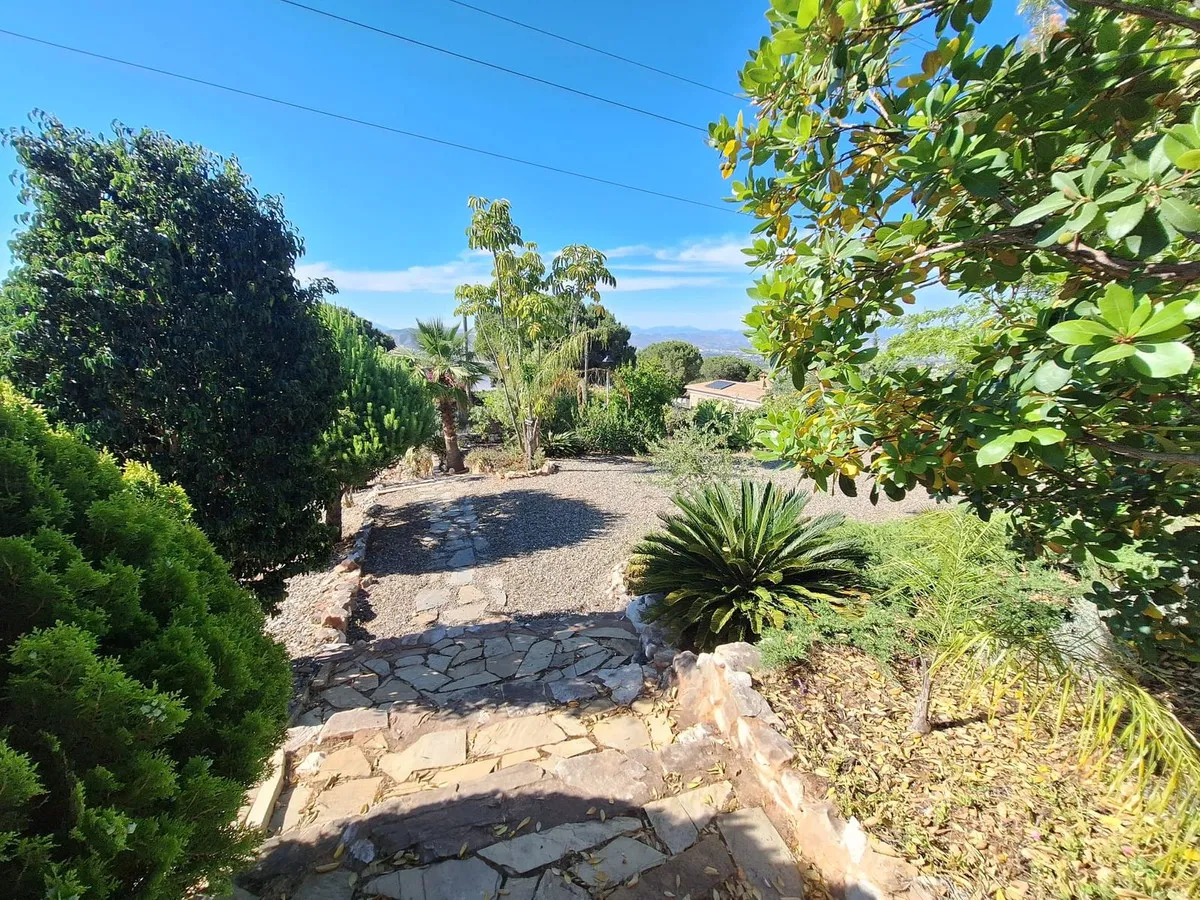 785a3ee7-50ce-48c4-9424-a08a47f0e31a