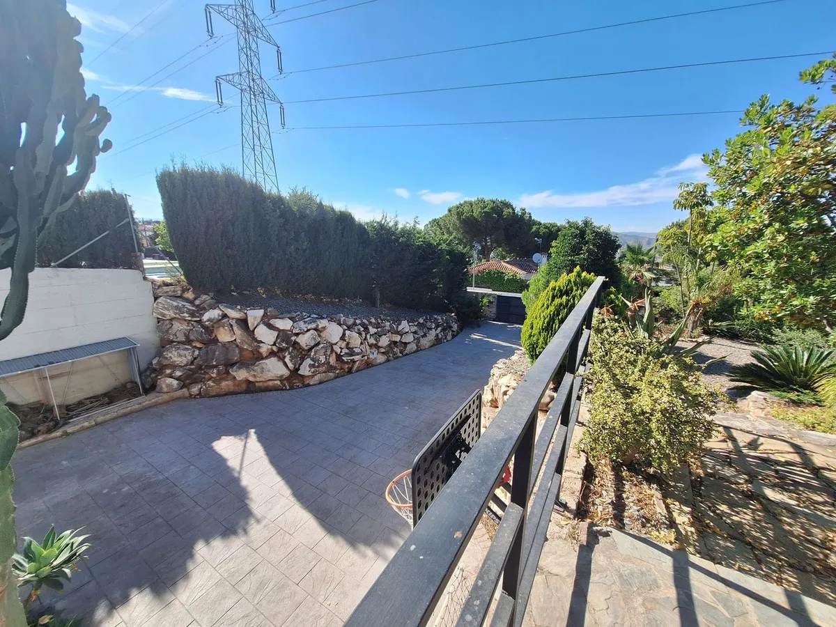 aeff86a3-0c3e-47a8-af44-d5ba3f1e14f5