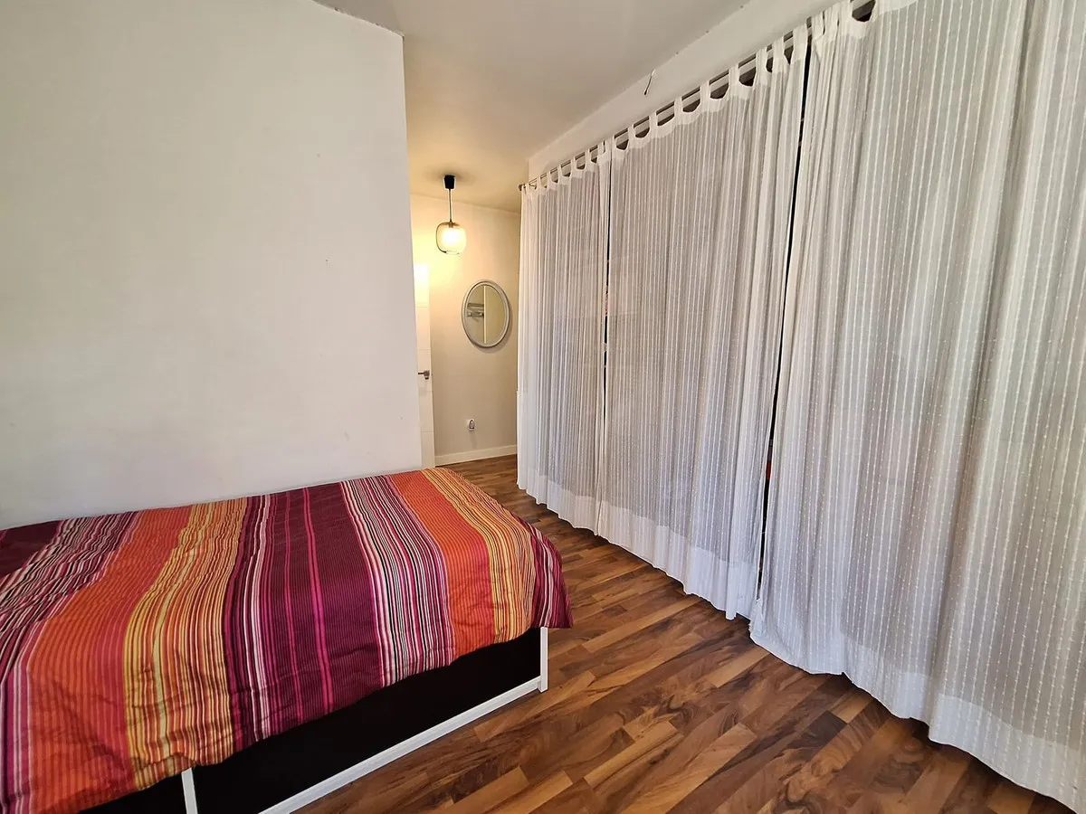 d9e8a200-cb9d-433c-877c-4e05199dab7e