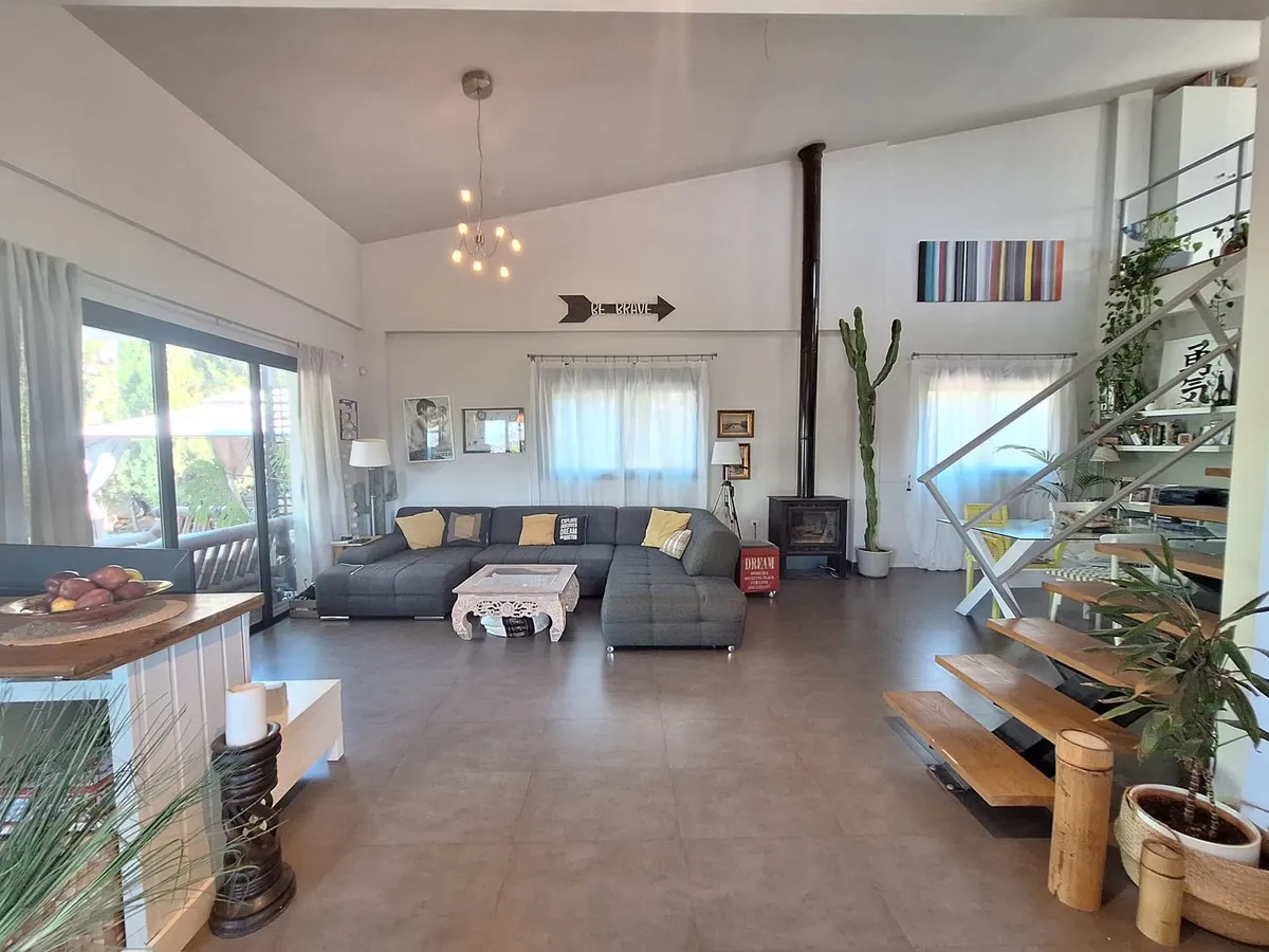 dfd68969-ccf3-4518-afc4-d1ab7b24bf85