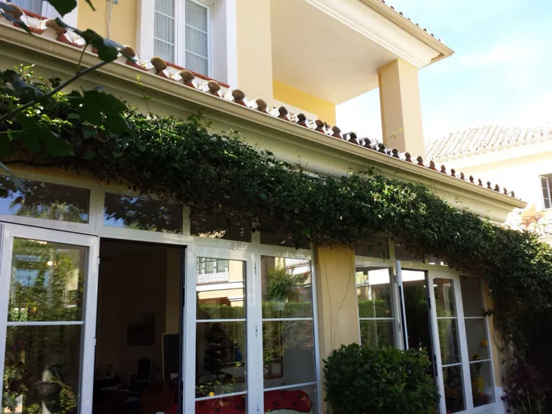 bad78d49-8749-4b50-943c-27274bcf2f36