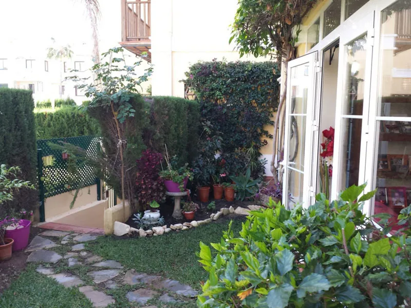 e4d29e63-d860-402a-85c6-a2274550fc32