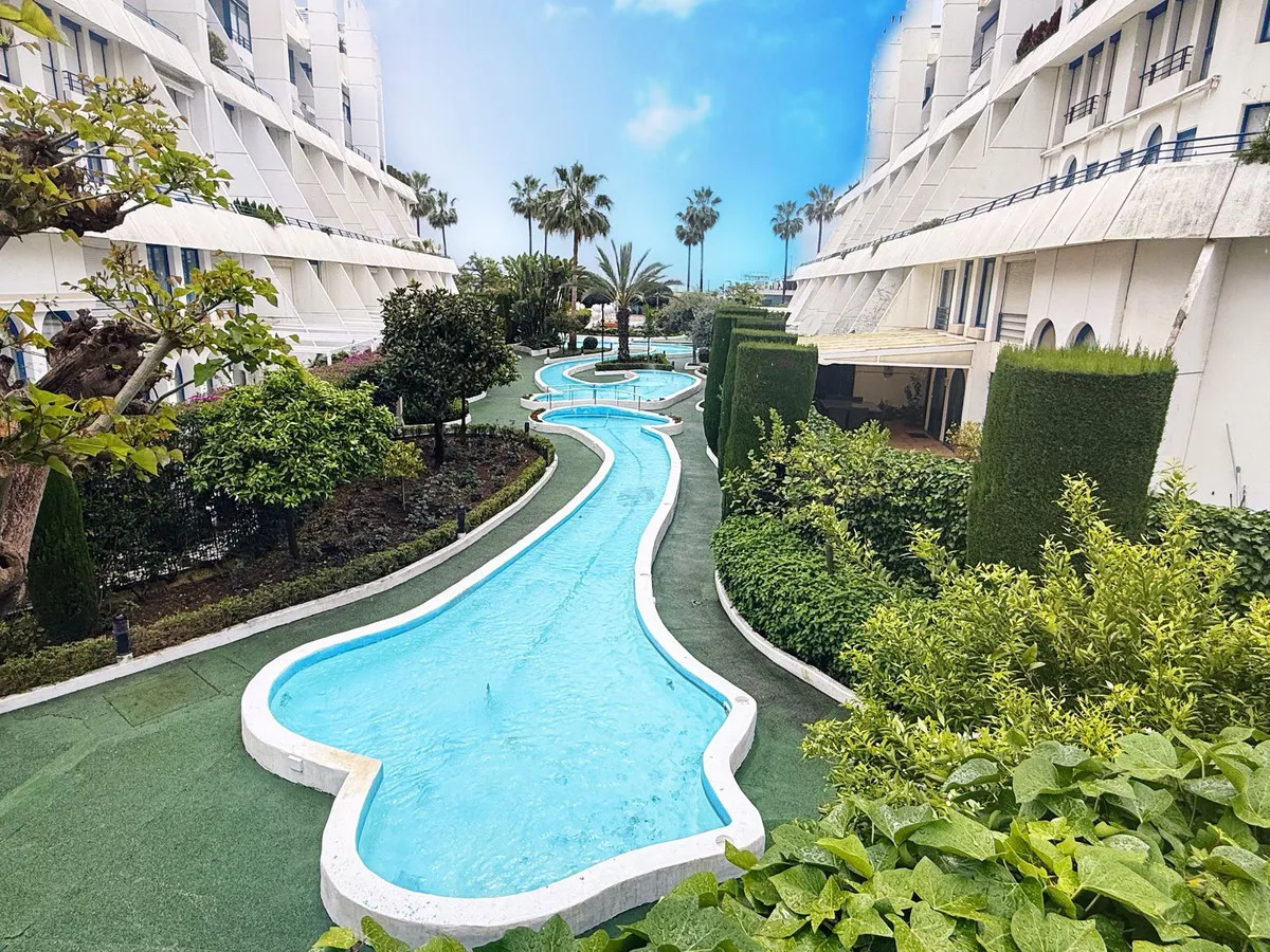 2b91f282-5443-4f13-9b64-2d647798a7ec