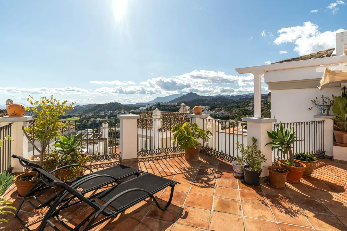 6e655fea-df63-4f4d-9694-59ccf3f83cb0