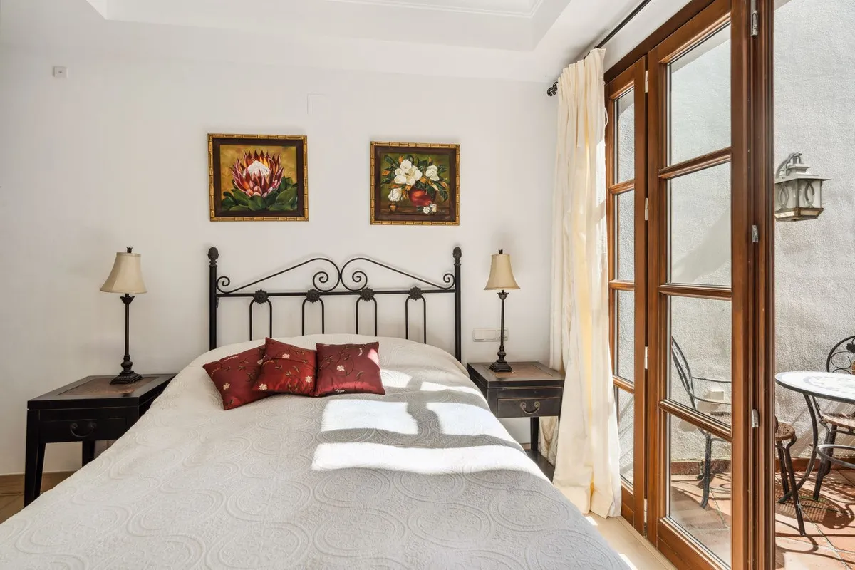 d7b7b58e-1779-401e-b53f-220c656044f3