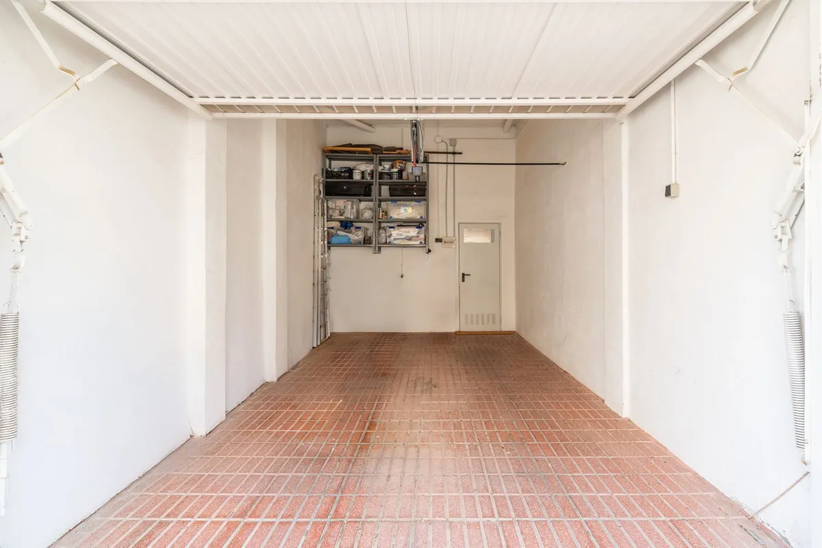 fb62fb5e-0545-4570-84d5-4de94805593e