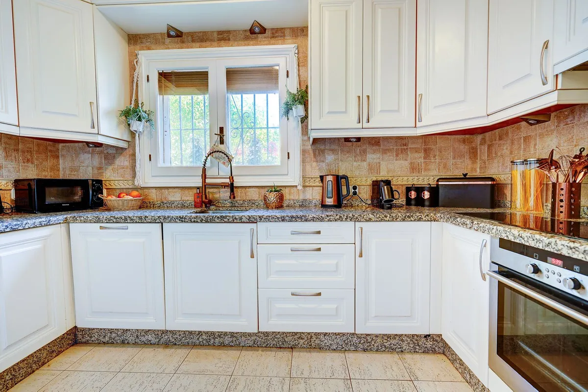 a0d34866-5b84-4ec0-a319-72a64c23801a