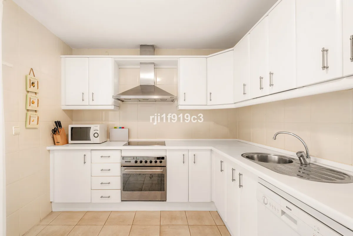 03fa49be-5251-4e6f-bdbe-9b327926dff4