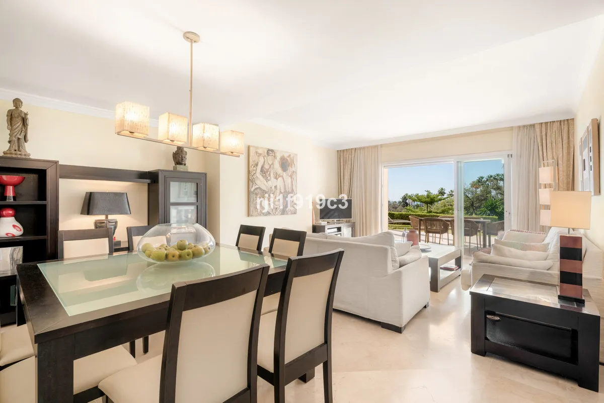 0d07e8b1-b358-430c-9b1c-021e80bbffcc