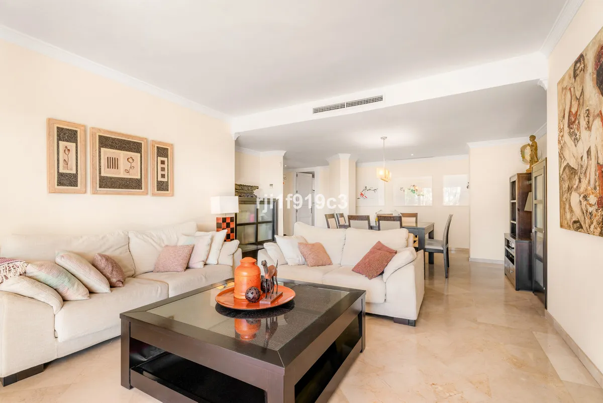 1d0e619e-6ffe-454e-8bf0-2ef28bdf5db9