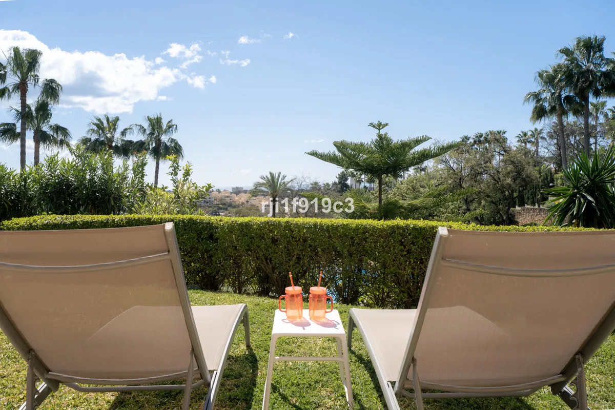 2775f5dc-9928-4b31-90d3-55c8e776e0aa