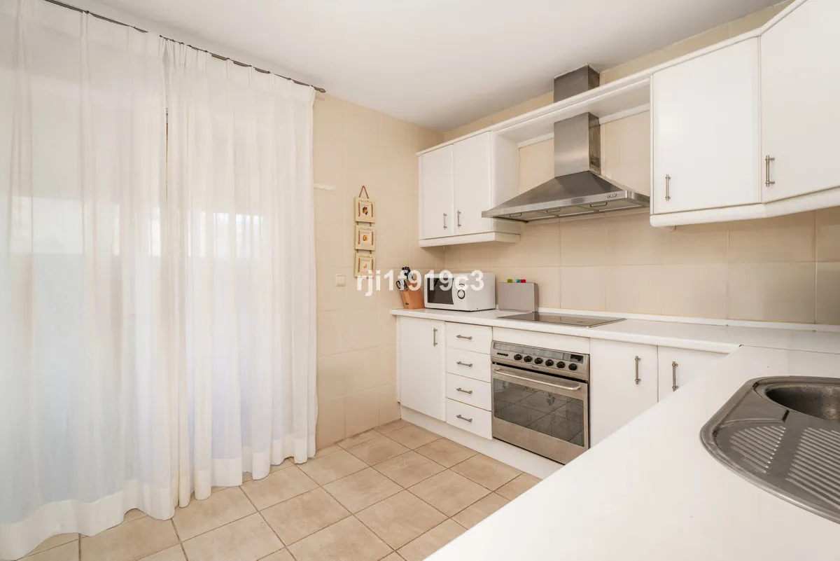 2f79ab19-4d40-4242-8f32-3ad7275a1569