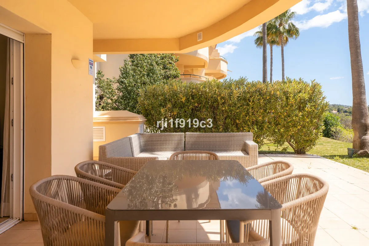 6c63fec4-731a-4d97-b450-74c377c40dbe