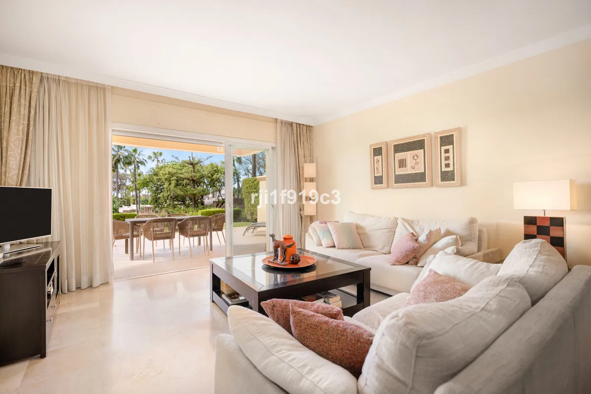 d55a3d14-34bb-4809-bfdc-581e5fd692e2