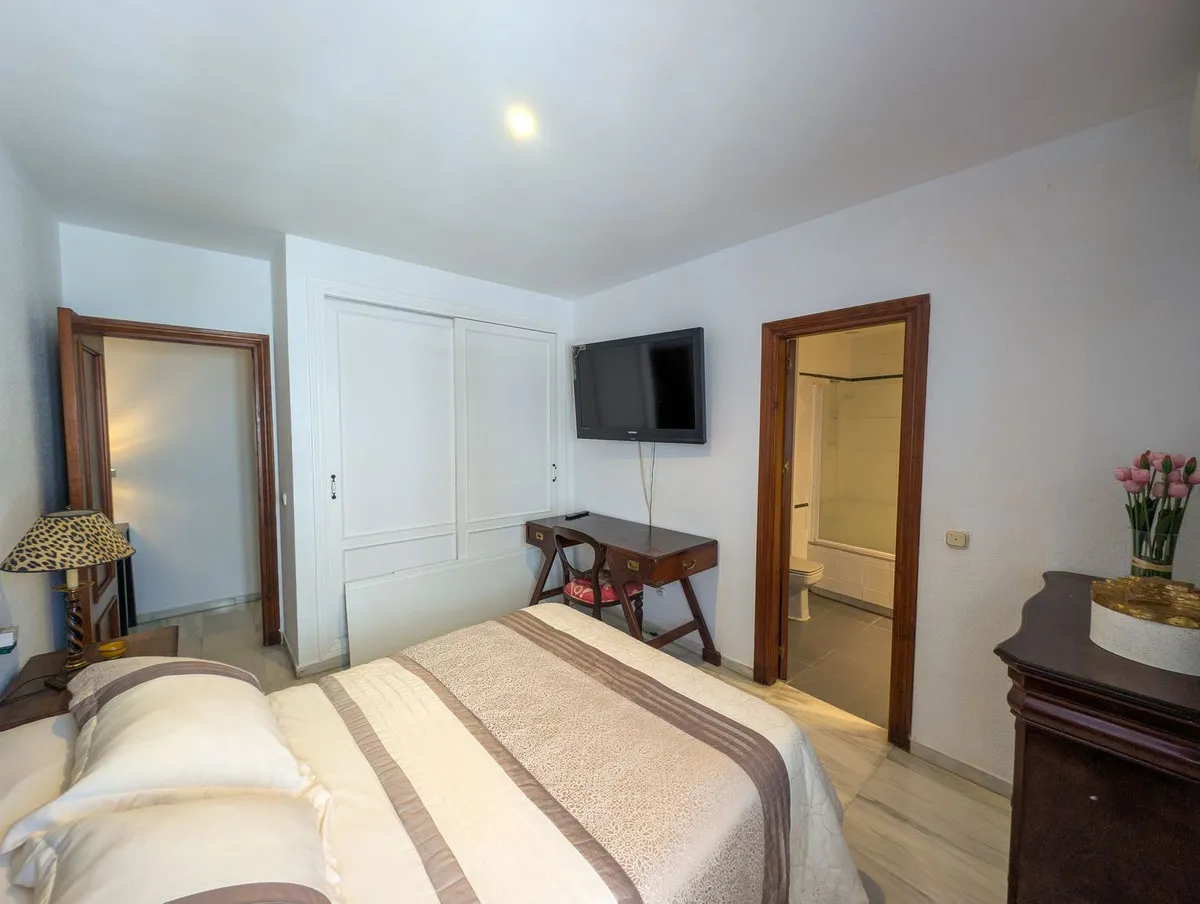 13559061-75a1-4b1c-978f-29befd100a92