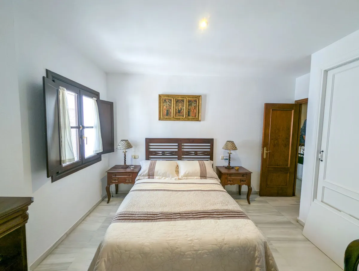 6df34e41-0f12-462a-ae66-f9b20f3ccd93