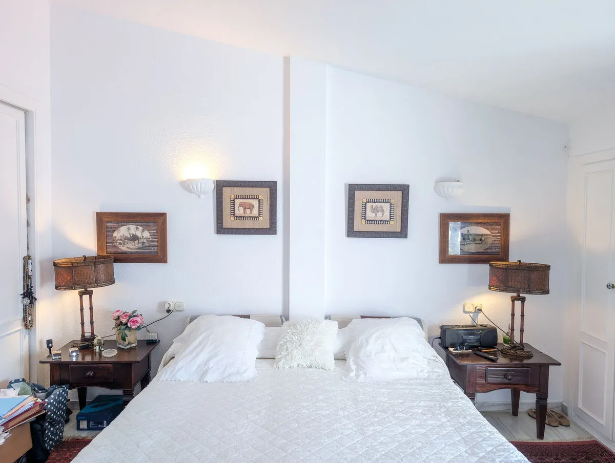 df6bb59d-6166-4ae4-b16a-567b64da2c00