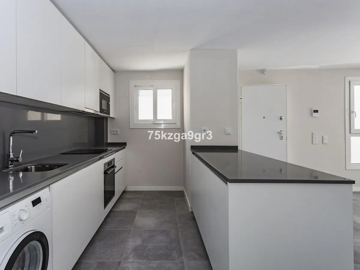 bb3dcc25-5730-4163-b253-7a77bdfe9aef