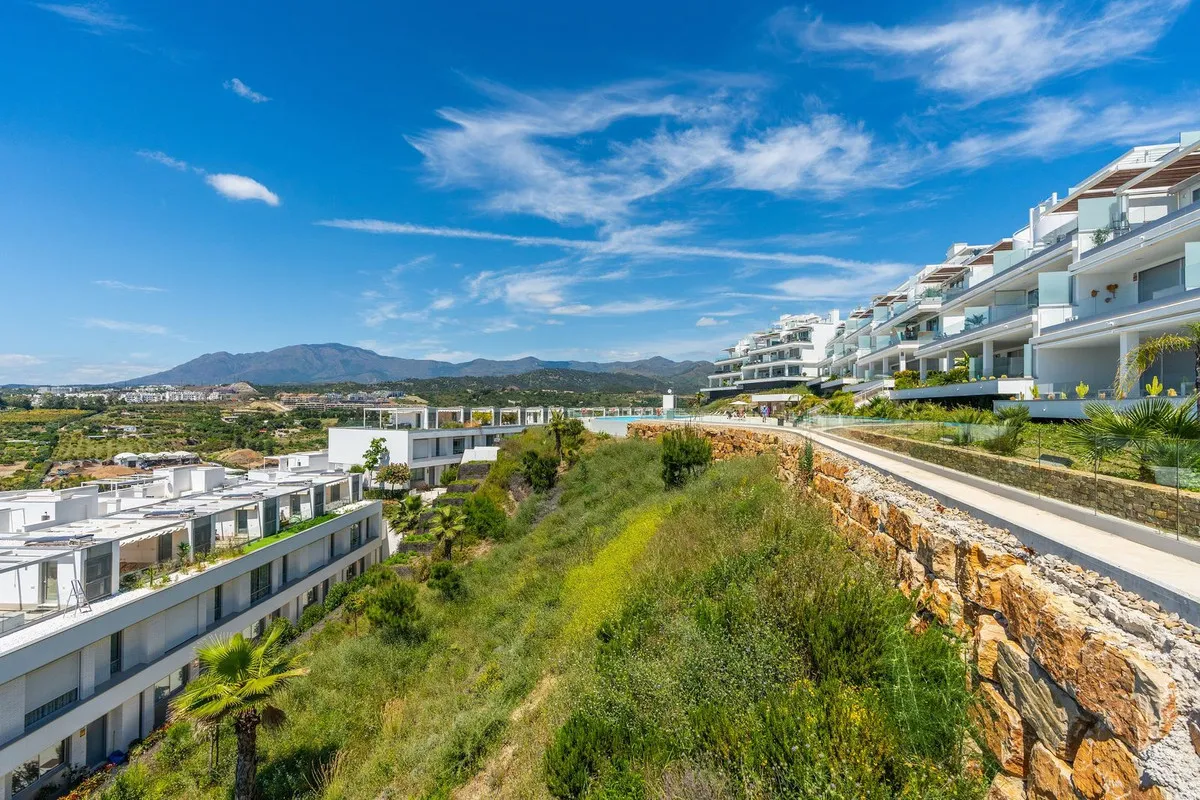 76064c94-bf83-4441-aa59-22764b4872a0