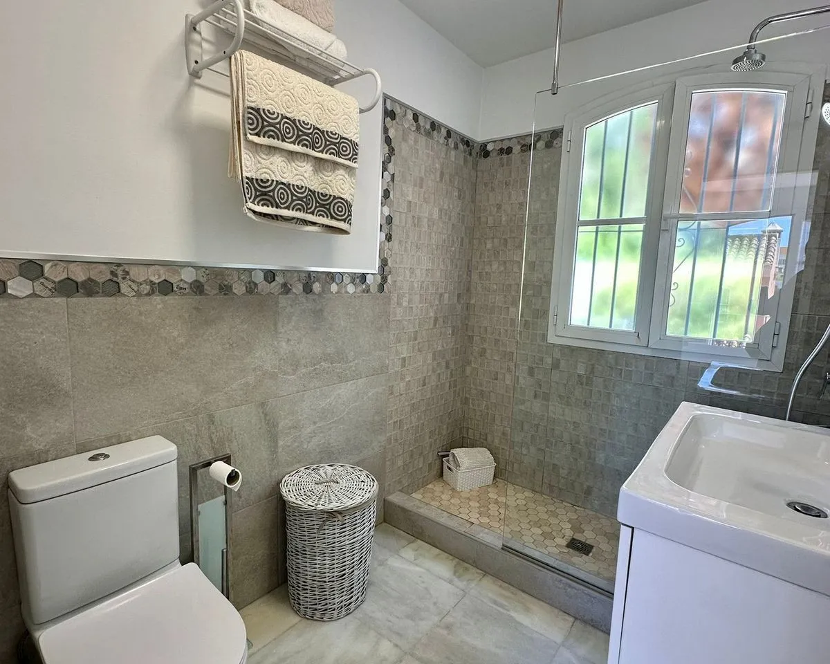 d15a86c2-f57e-47df-8e95-a95f1a9dcab8