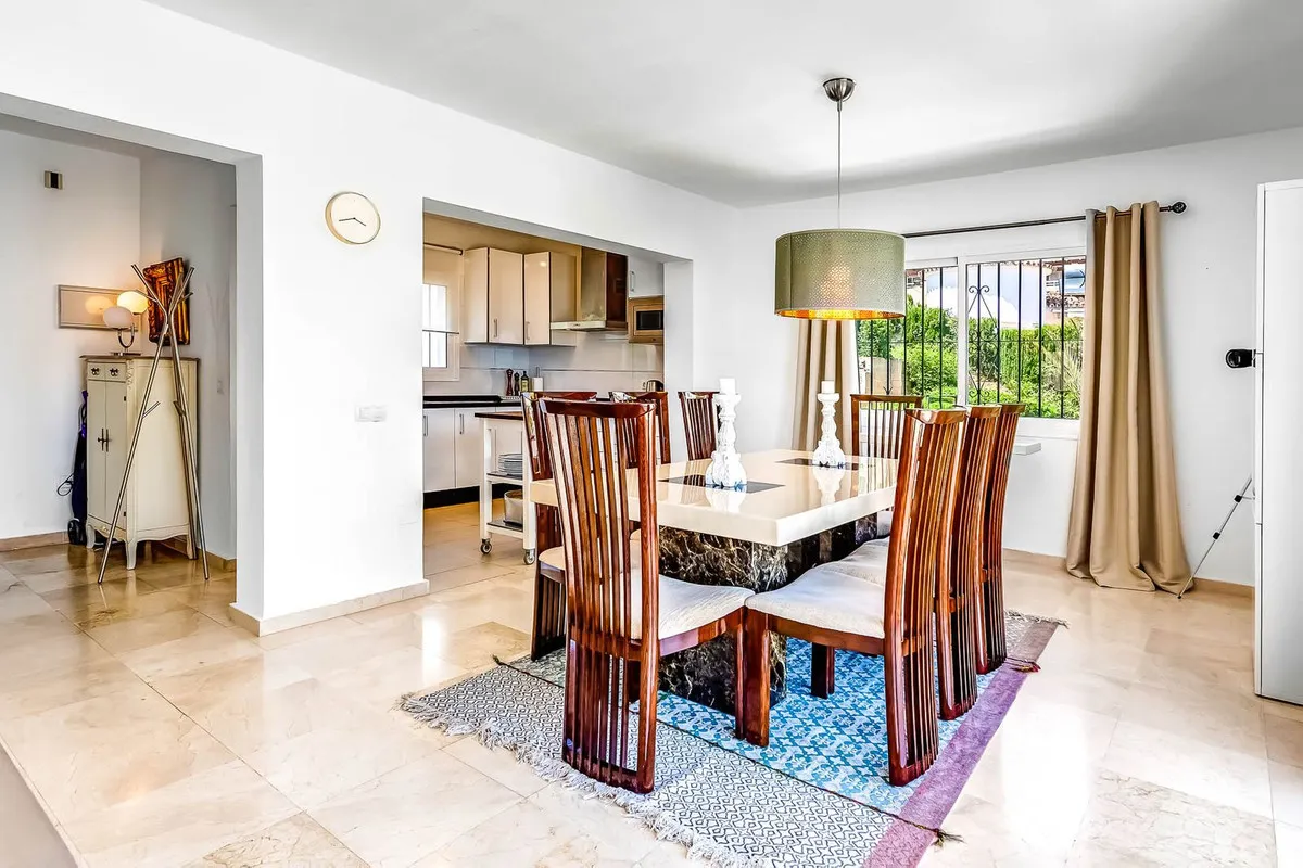 288b484b-ea87-455f-b9ae-995091ef3018