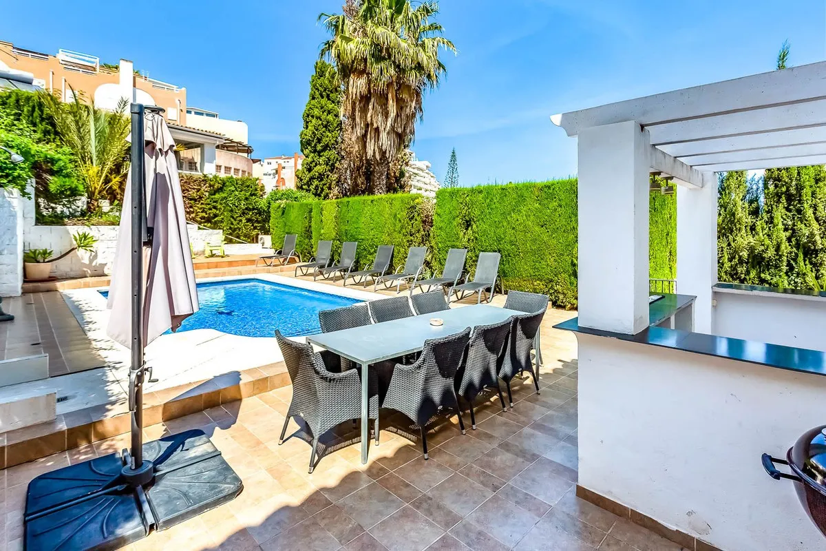 b113e623-aa74-4fd8-a2ee-40817f2e6888