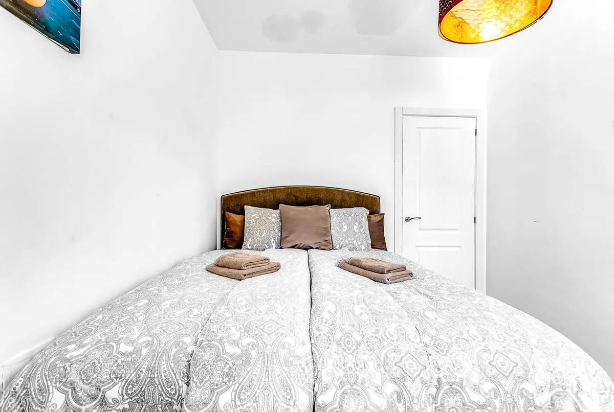 b3c545d8-9d7b-4829-96ee-b7da597564b5