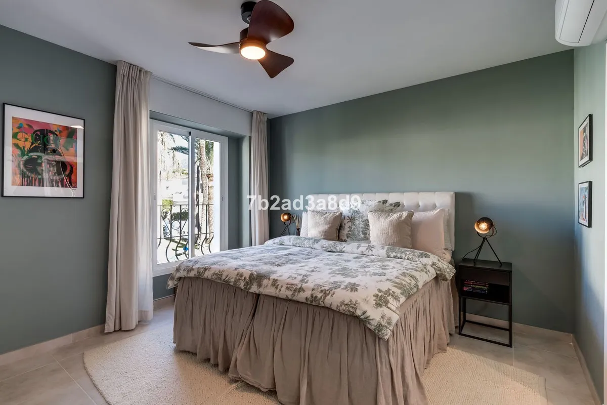 02b15641-dc46-41a5-91ee-a7fa3a9d3383