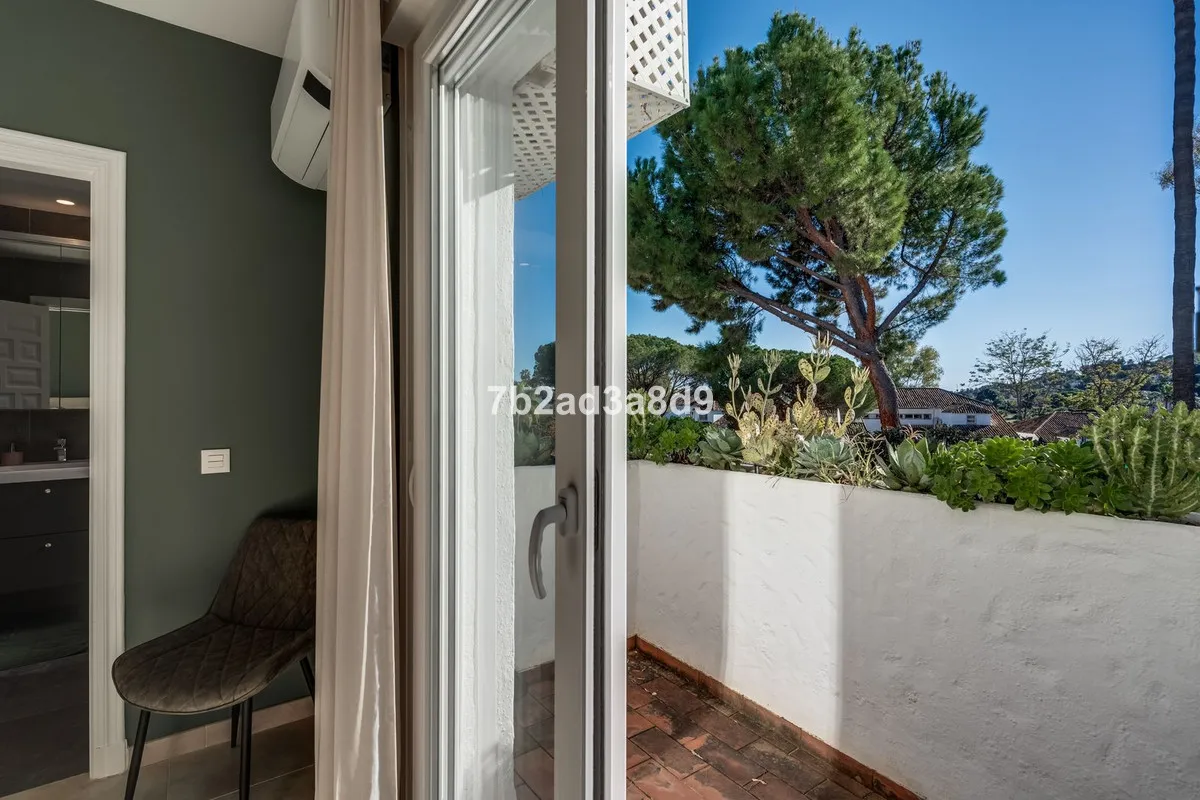 5f886474-908f-4ef1-aa86-6290c0037e4e