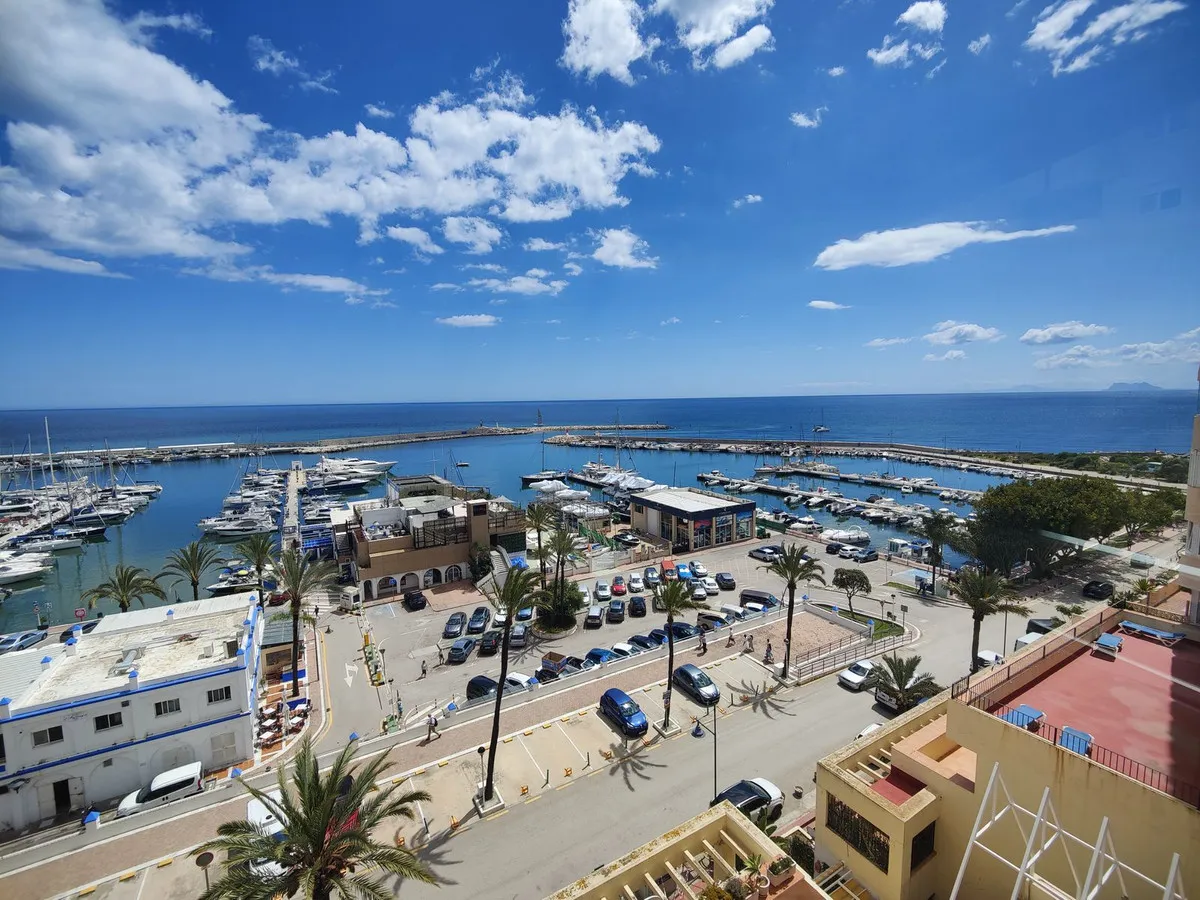 2a613d36-74e7-4c16-8348-75ec2ab7c9ad