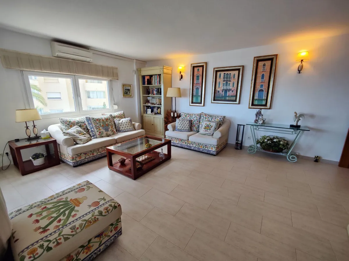 fd9255f9-ddd5-4cd7-a36a-bf148c568293