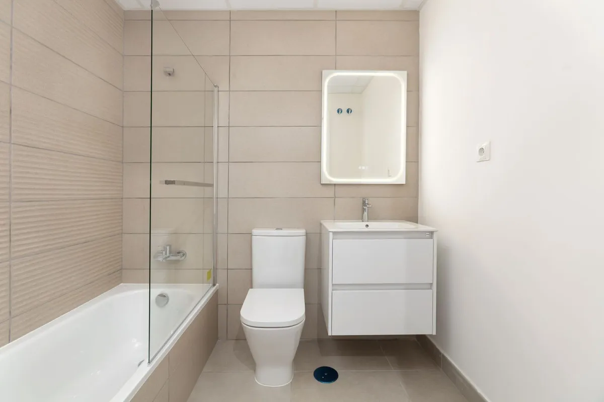 8d2da1dc-15ff-48d3-917a-71b14c073d61