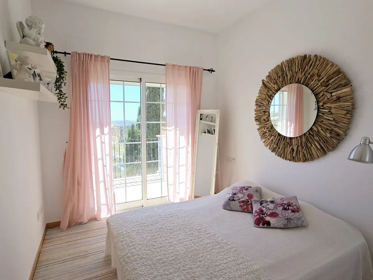 0da8c842-136f-4740-a741-5bd788e4e58e