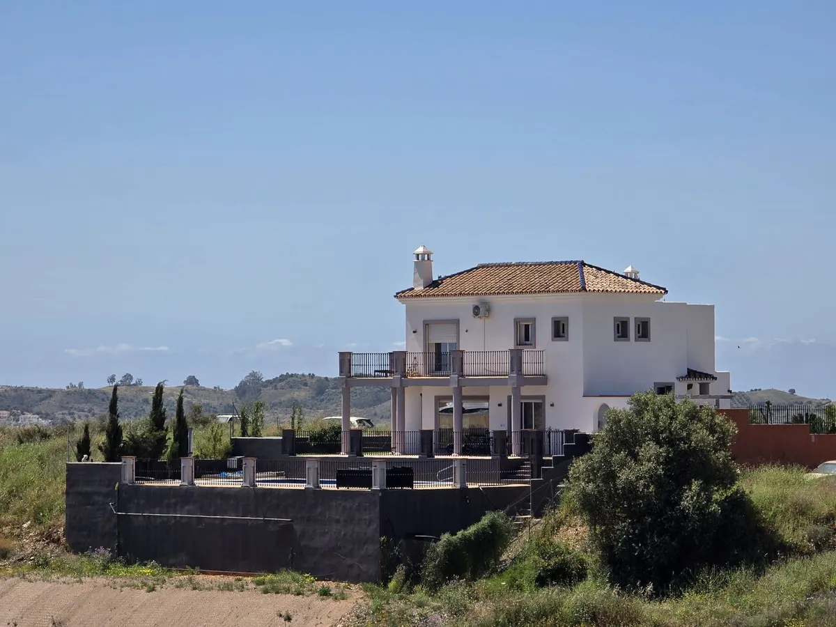 43af4e0a-c57b-440e-b97e-b856e89faade