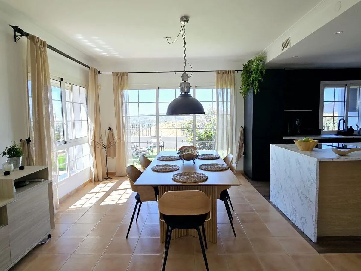 4fe85af4-82ba-45a2-859c-6bb3db848c35