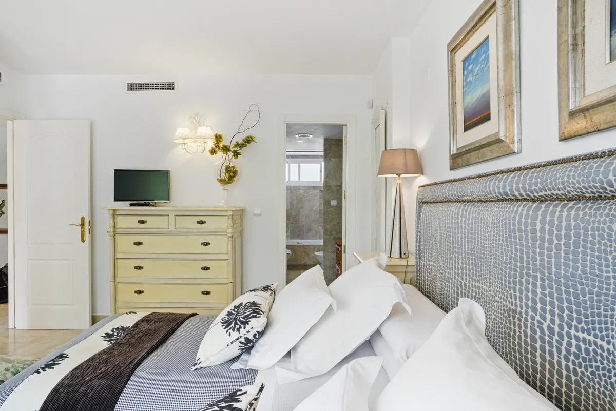 28d6f246-1244-4978-a195-fa91f973848c