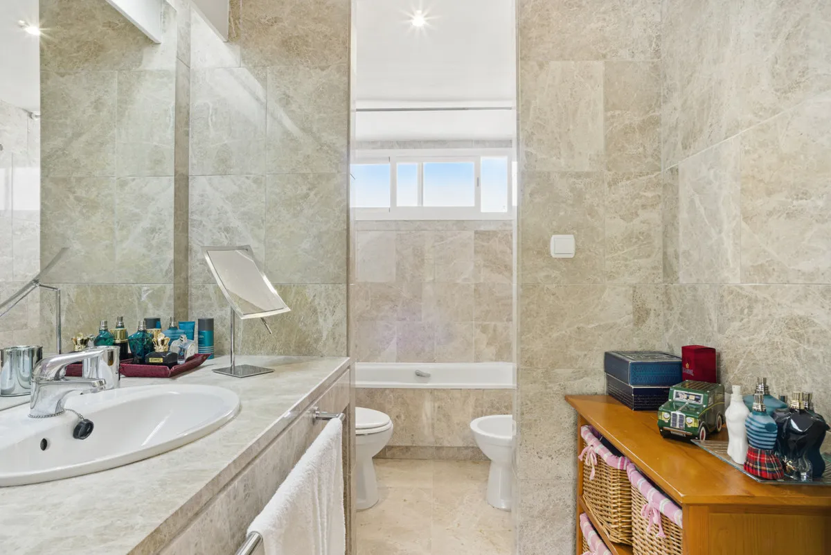 38d62583-3383-4112-aaa6-5bfd74e87135