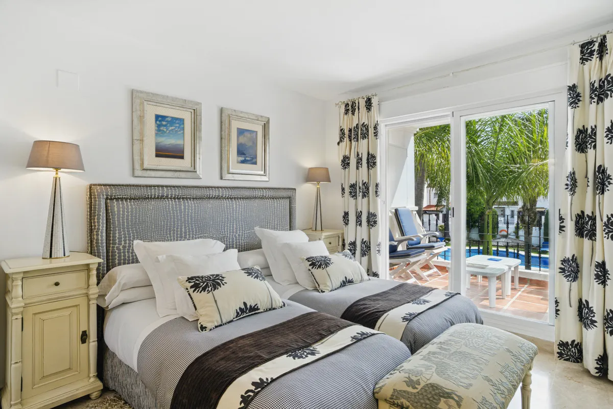 8994d7b2-461d-4abc-884e-a6cbcb6ac0c2