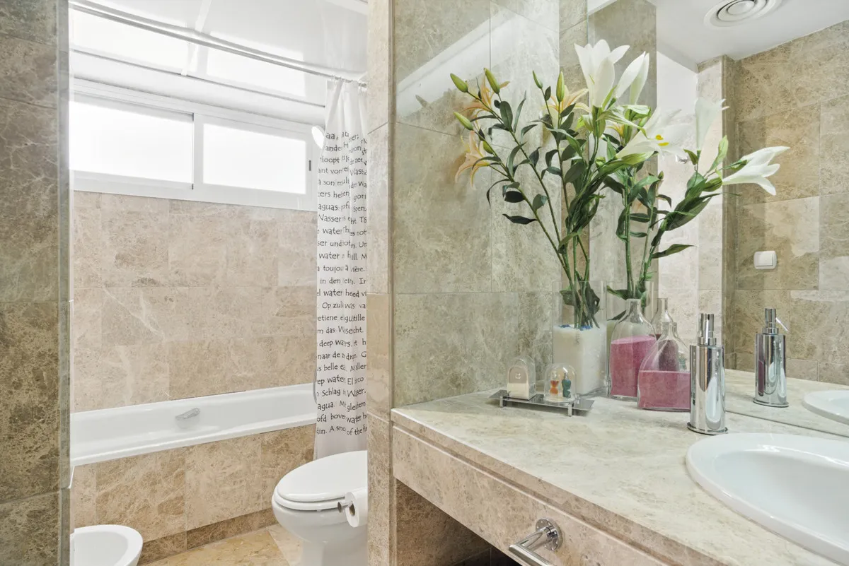 da91c9ff-b4ee-498f-8744-14509b9ac610