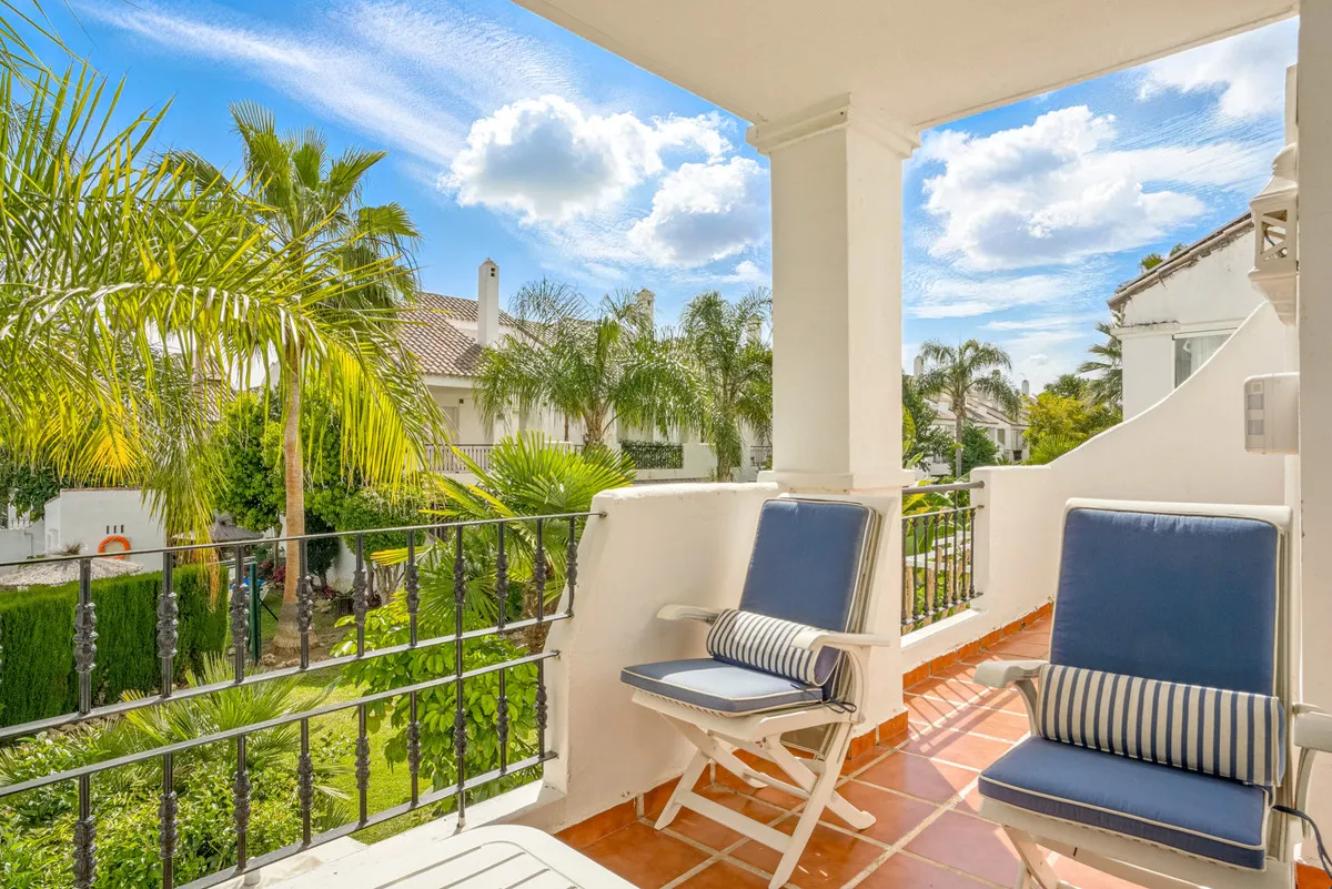 ee6f4fa1-5c8f-47a9-b092-c7efef1de460