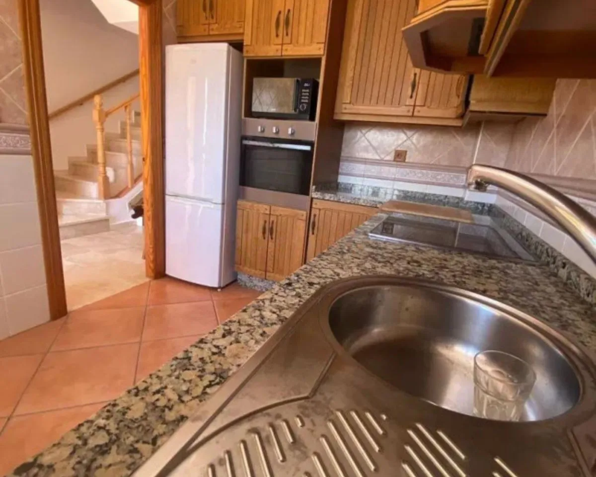 14fa66aa-654e-4cd4-b9de-cb6831f8611f