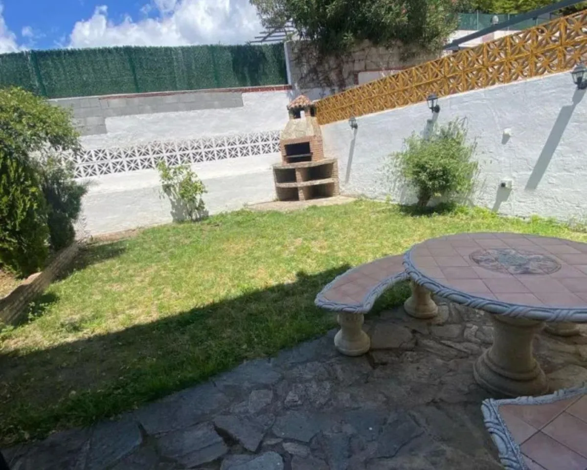 2adeeeae-3945-4aca-88e6-704765cb39db